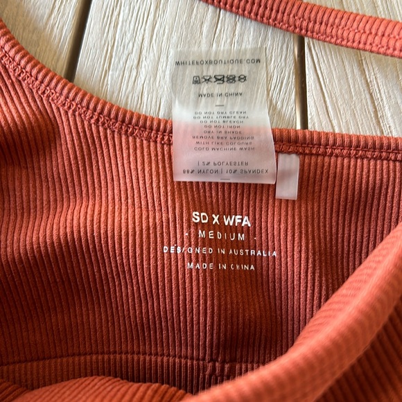 Sarah’s day x white fox desert mirage set - Picture 4 of 5